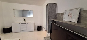 Drumul Taberei,la 2 statii de Plaza,2 cam,et p 10,complet mobilat si utilat modern ! - imagine 4