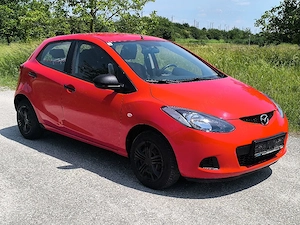 Mazda 2 1.3i CE - imagine 9