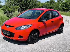 Mazda 2 1.3i CE