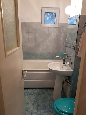 Apartament 2 camere, etaj 1, bloc 1973 - imagine 4