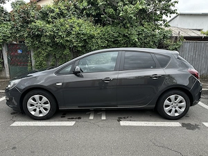 Opel Astra J 1.4 Turbo prim proprietar  - imagine 5