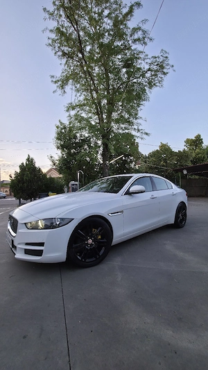 Vand sau schimb Jaguar XE - imagine 8