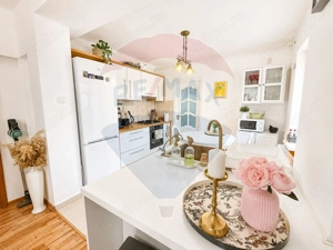 Vila de vanzare si teren 1360mp in Viile Noi - imagine 3