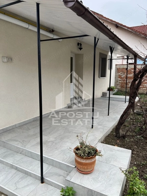 Casa curte comuna , 2 camere in Parneava - imagine 4
