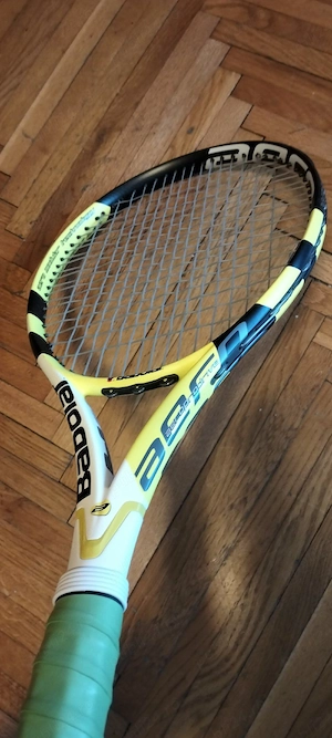 Babolat Aero Pro Drive, racheta tenis de camp incepatori, nivel mediu siavansati 