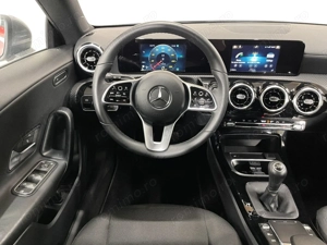 Mercedes-Benz CLA 200 - imagine 8