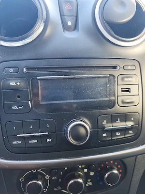 radio c d logan 2