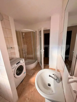 Apartament de 2 camere, in zona Liberty, cu parcare - imagine 3