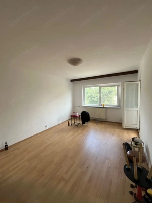Apartament 3 camere de vânzare – 96.000 € - imagine 2