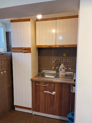 Studio la casa in centru, singur in curte - imagine 10
