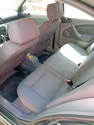 Skoda Octavia 1.4 2003 - imagine 3
