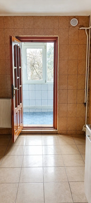 Apartament 3 camere   Micro 21, etaj 2 4 - imagine 7
