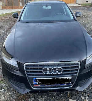 Vând Audi A4 echipat cu motor economic 