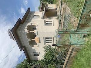 Casa de vanzare