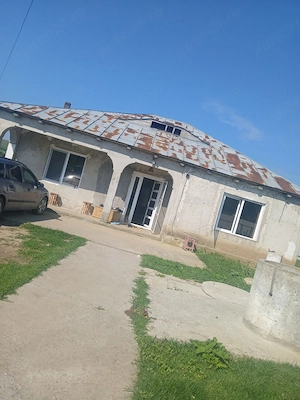 casa de vânzare 