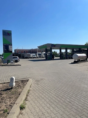 Angajam baiat  pentru Statie Peco