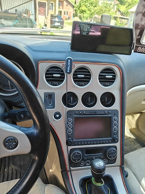 Vând Alfa Romeo 159