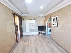 Apartament semidecomandat de vânzare – Cartierul Florilor | 46 mp utili 