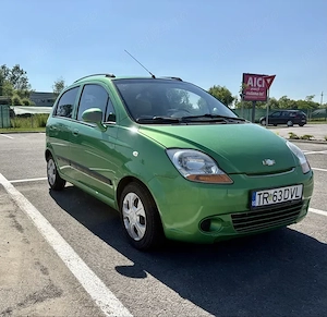 Vând Chevrolet Spark