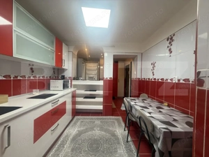 Apartament 3 camere, 70 mp, etaj 1- zona Micro 3 - imagine 4
