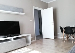 central NAVODARi chirie apartament decomandat cu 2 camere
