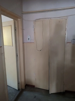 Apartament 3 camere, semidecomandat