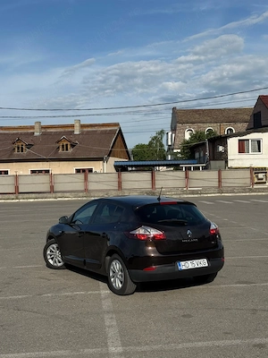 Vând Renault Megane 3, ediție limitată, an fabricație 2015. - imagine 2
