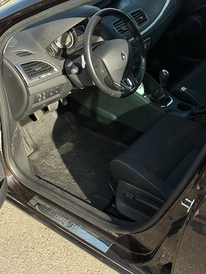 Vând Renault Megane 3, ediție limitată, an fabricație 2015. - imagine 3