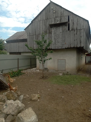 Vând casă mansardata 