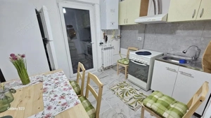 De inchiriat apartament 2 camere, Piața Centrală, et. 4, renovat, 450 eur - imagine 2