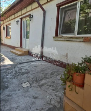 Casa batraneasca cu teren de 435mp cu utilitati si deschidere 14 m- Coiciu