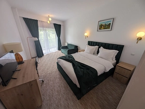 hotel de vânzare, cu teren de 11.000 mp, 26 de camere+10 vila