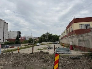 Prel. Ghencea stradal, platforma betonata 800mp, utilitati, direct proprietar