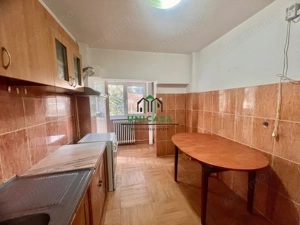 Apartament 3 camere /Calea lui Traian/Etaj 1/4 - imagine 2