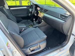 vand skoda superb 2019  - imagine 4
