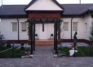 Casă de vânzare în județul Prahova, comuna Drăgănești, sat Cornu de Jos, str. Principală  - imagine 3