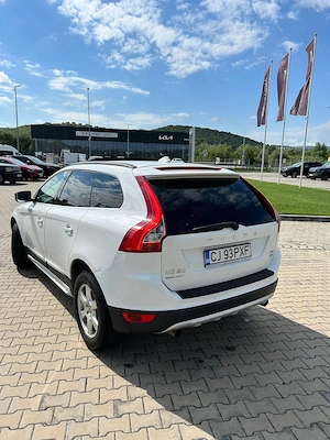 Volvo XC60 2.4 163 CP 2011 - imagine 4