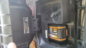 Vand robot tuns iarba gps Worx m700 142e