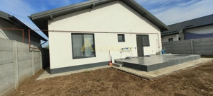 CASA PARTER -3 camere-2 BAI-TEREN 320 MP - imagine 4