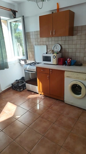 PF Inchiriez apartament in centru - imagine 2