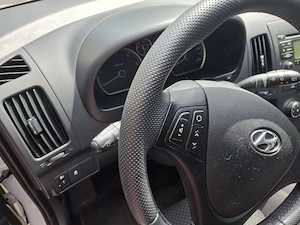 Hyunday i30 diesel 2012 - imagine 6