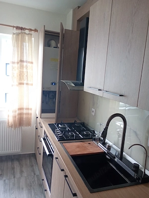 apartament o camera - imagine 4