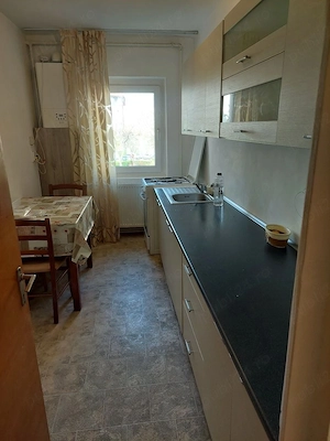 Apartament de 2 camere zona RACADAU,str Muresului,d