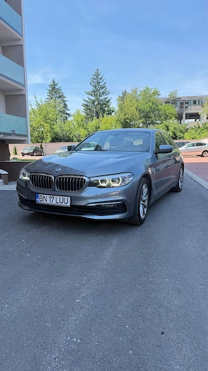 BMW Seria 5 G30 518d - imagine 2