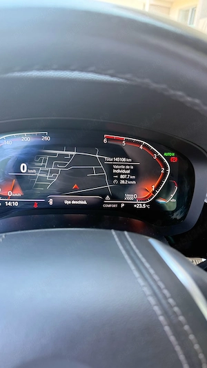 BMW Seria 5 G30 518d - imagine 8