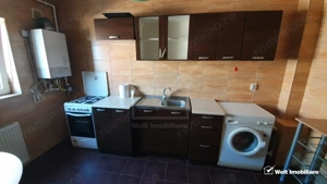 Apartament cu o camera, terasa 18 mp, strada Razoare, Floresti - imagine 3