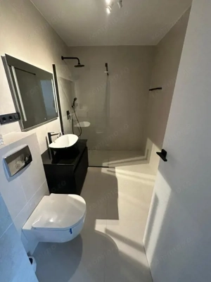 Apartmaent 2 camere la cheie, parcare, zona Vivo - imagine 9