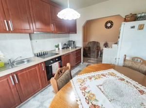 Apartament cu 2 camere decomandate, 52 mp, AC, boxa, renovat, zona Micro 16 - imagine 10