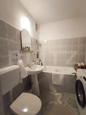 Apartament cu 2 camere decomandate, 52 mp, AC, boxa, renovat, zona Micro 16 - imagine 14