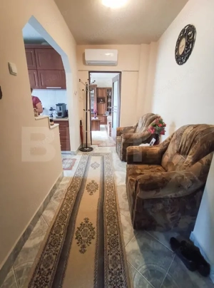 Apartament cu 2 camere decomandate, 52 mp, AC, boxa, renovat, zona Micro 16 - imagine 6